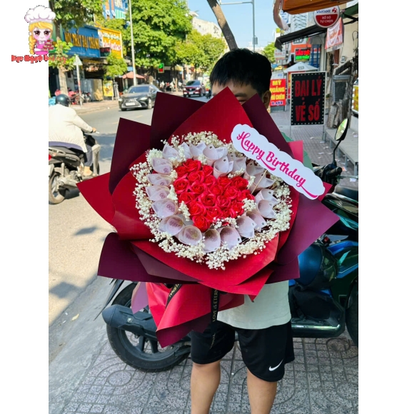 Bó hoa tiền tờ 50k kết hợp hoa sáp
