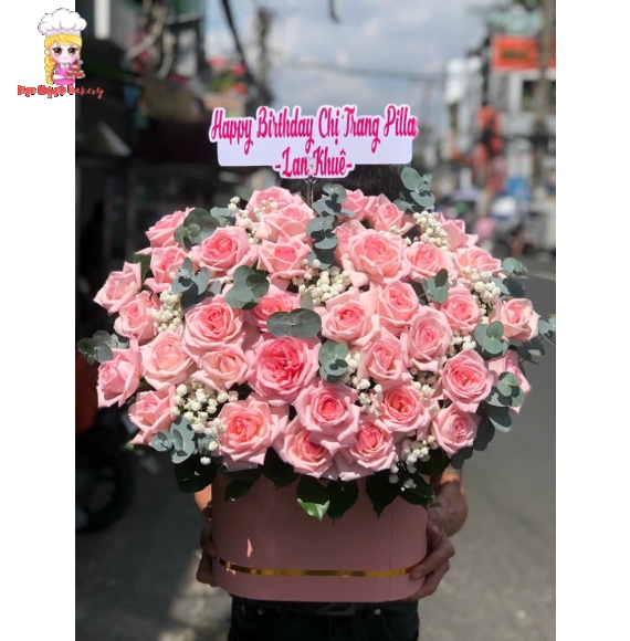 Giỏ hoa chúc mừng tone hồng khổng lồ