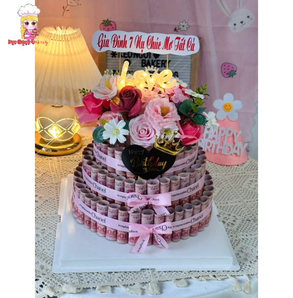 Bánh sinh nhật bằng tiền