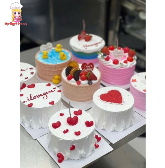 Bánh kem size mini tone đỏ đáng yêu