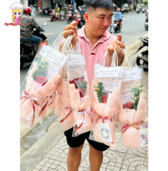 Hoa sáp nhỏ đáng yêu 1 bông