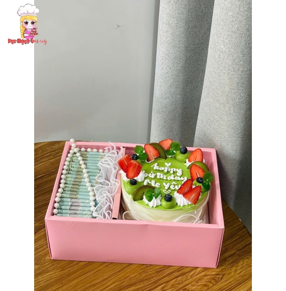Hộp bánh kem kèm tiền mừng lễ các dịp