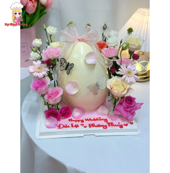 Bánh kem đập trứng hot 2025 tone hồng