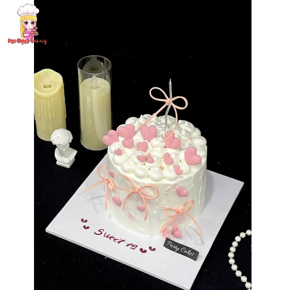 Bánh Kem hàn quốc đơn giản tone hồng trái tim nỗi