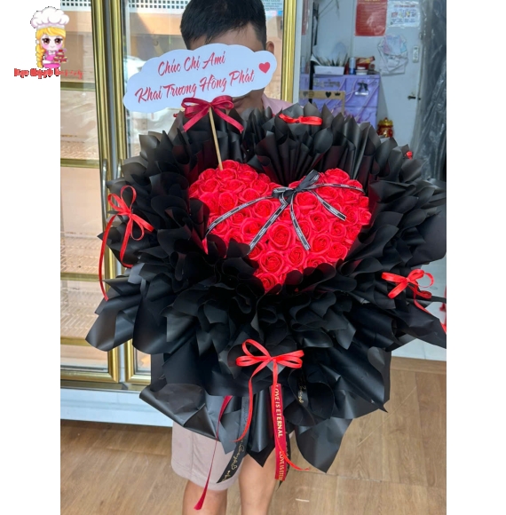 Bó hoa sáp mẫu trái tim hot 2025