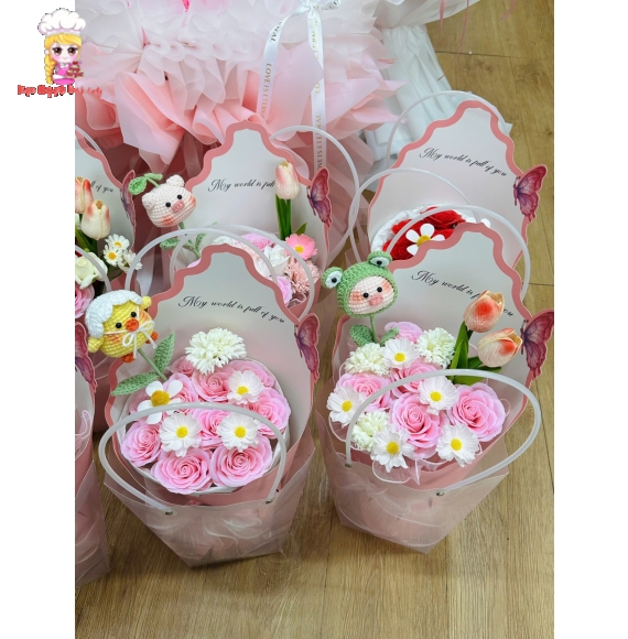 Mẫu bó hoa sáp kèm túi xách hot Tại Tân Phú