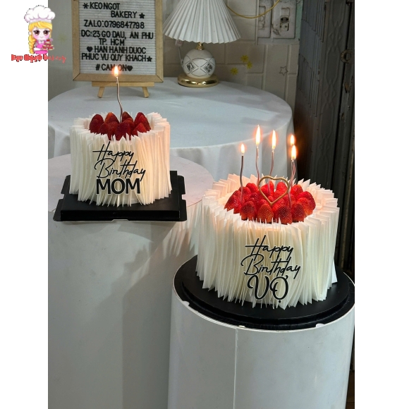 Bánh kem tone trắng mix dâu tây tặng 8/3 siêu hot