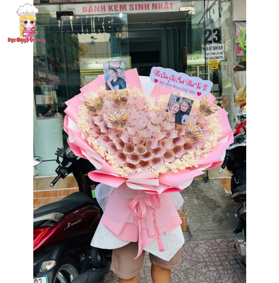 Bó hoa tiền tờ 50k bó thành trái tim siêu hot 2026