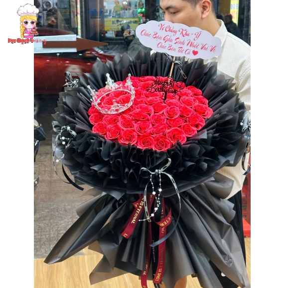 Bó hoa sáp tone đỏ kết hợp với giấy đen
