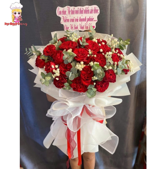 Bó hoa tươi tone đỏ chúc mừng sự kiện